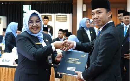 Penilaian Kinerja Program Bangga Kencana, BKKBN Riau Raih Predikat Istimewa