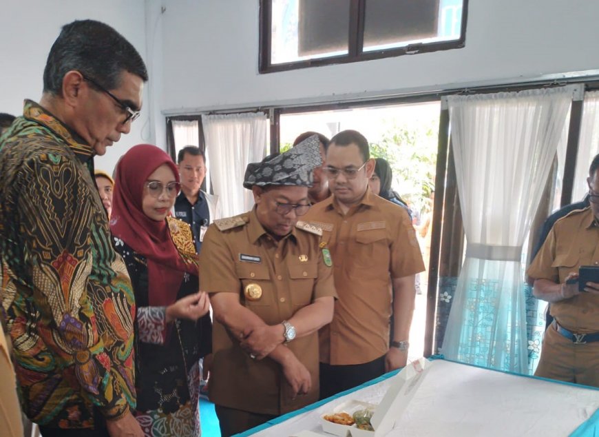 Sekolahnya Jadi Lokasi Uji Coba Makan Siang Bergizi Gratis, Ini Tanggapan Kepala SMAN 8 Pekanbaru