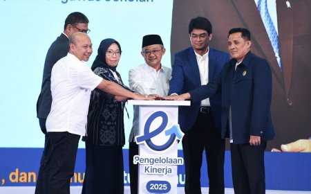 Mulai 2025, Guru Tak Dipersulit dengan Tugas Administrasi
