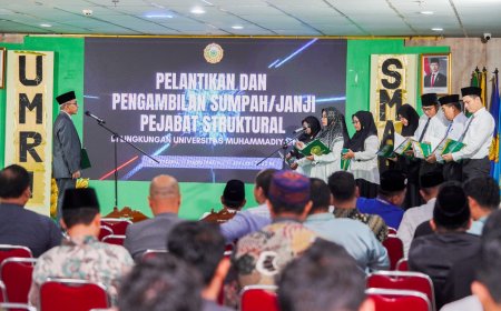 UMRI Lantik 31 Pejabat Struktural Saat Pengajian Bulanan
