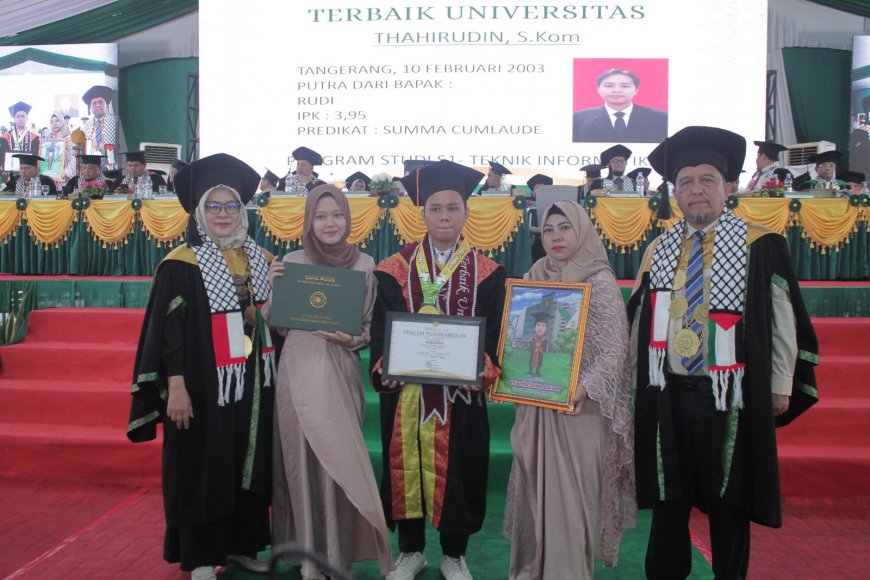 388 Lulusan Umri Diwisuda, Rektor : Titipkan Hati Anda di Kampus Ini