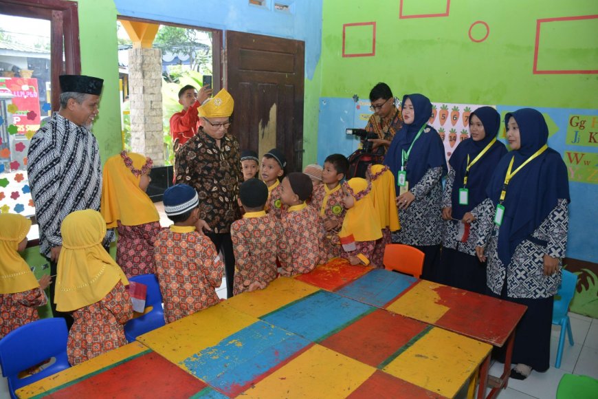 Wamendikdasmen Sebut Pendidikan Dapat Mengaktifkan Nalar Manusia