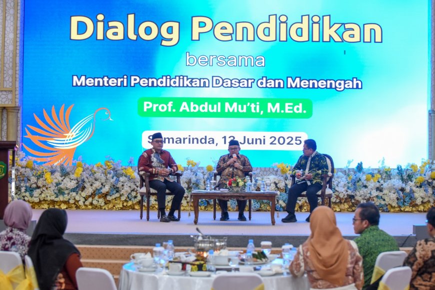 Hadiri Dialog Pendidikan, Mendikdasmen: Digitalisasi Pendidikan Jadi Prioritas