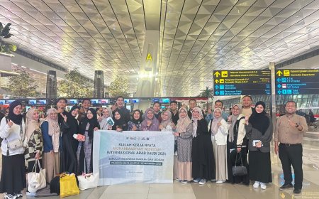 UMRI Lepas Mahasiswa KKN Internasional ke Arab Saudi