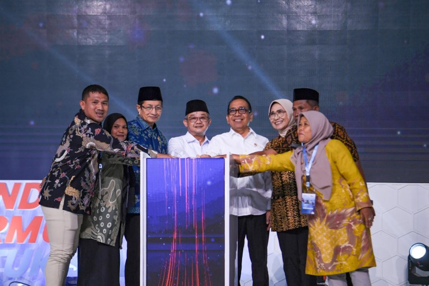 Presiden Prabowo Beri Kado HUT RI untuk 341 Ribu Guru Honorer dan Ribuan Guru Penerima Beasiswa S1