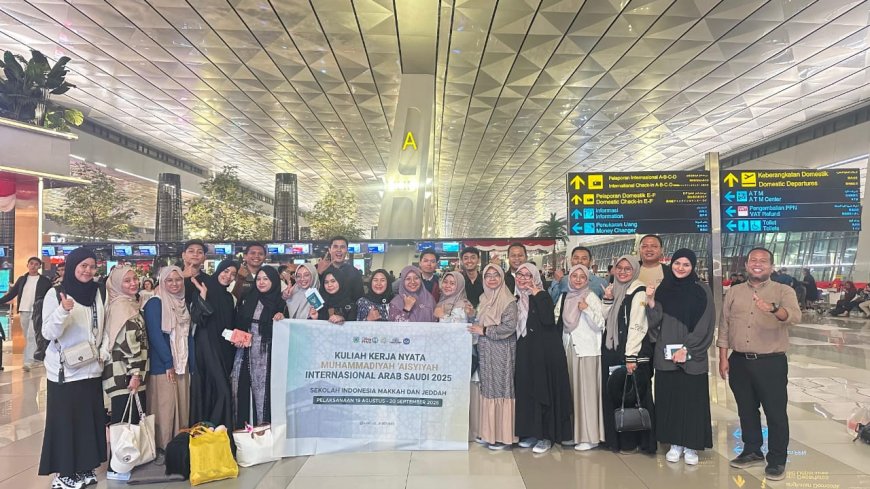 UMRI Lepas Mahasiswa KKN Internasional ke Arab Saudi