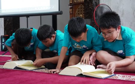 Kemendikdasmen Gelar Kamus Masuk Sekolah dan Bineka Keliling di Jakarta