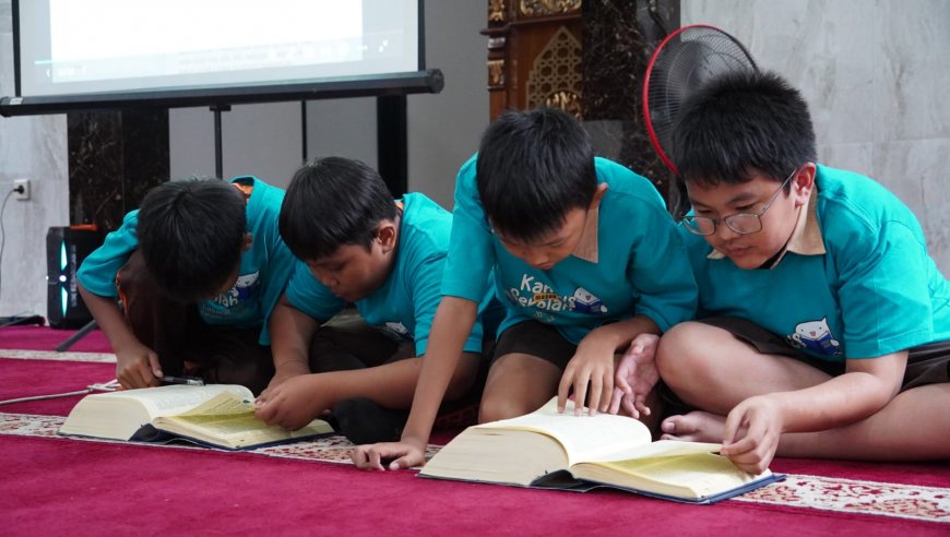 Kemendikdasmen Gelar Kamus Masuk Sekolah dan Bineka Keliling di Jakarta