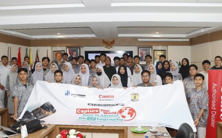 Siswa SMK Muhammadiyah 2 Pekanbaru Asah Kreativitas Lewat Workshop Fotografi “Capture Your World”