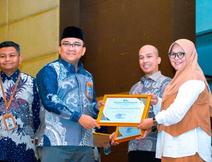 Umri Sapu Empat Penghargaan di Ajang Anugerah Humas dan Diktisaintek 2025