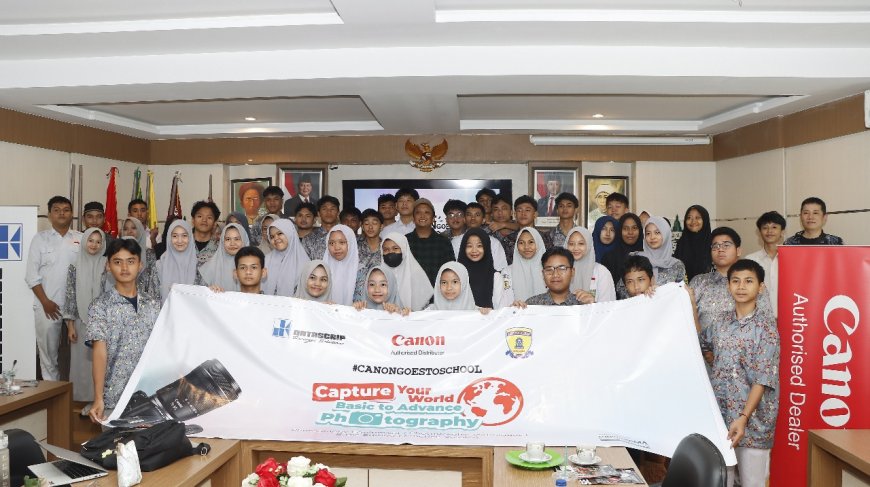 Siswa SMK Muhammadiyah 2 Pekanbaru Asah Kreativitas Lewat Workshop Fotografi “Capture Your World”