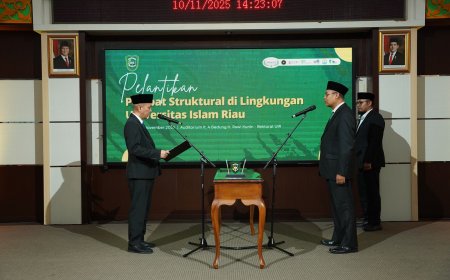 Rektor UIR Lantik Pejabat Struktural Periode 2025–2029, Tegaskan Komitmen Menuju Kampus Berkelas Dunia