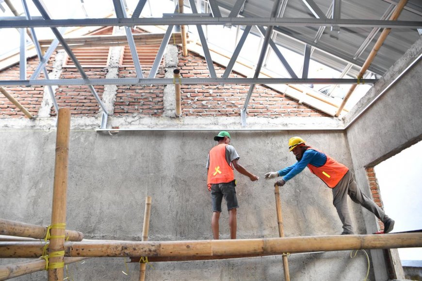 Revitalisasi Sekolah Lampaui Target, Kemendikdasmen Raih Penilaian Publik Tertinggi dalam PHTC Presiden Prabowo