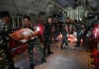 TNI AU Kirim 4,2 Ton Bantuan Kemanusiaan ke Aceh Gunakan Pesawat Hercules