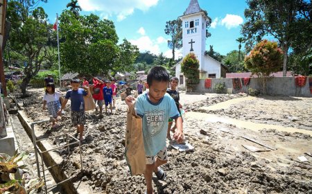 Kemendikdasmen Tinjau Sekolah Terdampak Banjir Bandang di Sumatera Utara