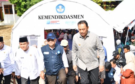 Pembelajaran di Lokasi Bencana Kombinasi Daring, Luring dan Tenda Kelas