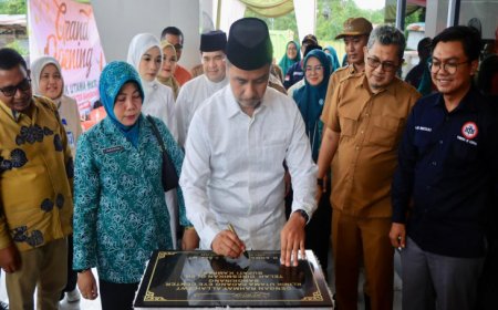 Bupati Kampar Resmikan Padang Eye Center Bangkinang