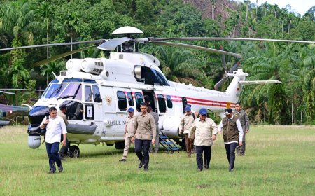 Presiden Prabowo Tinjau Huntara dan Posko Pengungsi Bencana di Agam Sumatera Barat