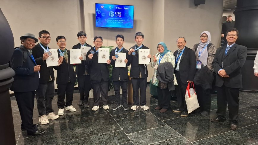 Siswa Pekanbaru Howard Valero Hansen Raih Perunggu IJSO 2025 di Rusia