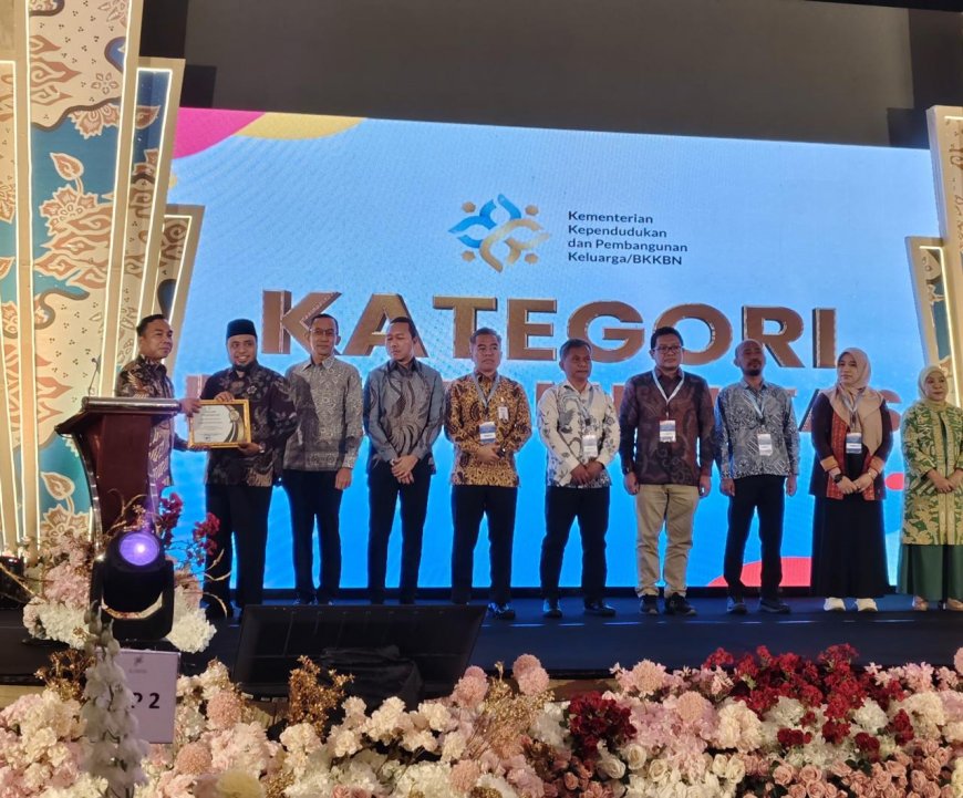 Dukung Program Genting, BAZNAS Riau Raih Penghargaan Gold