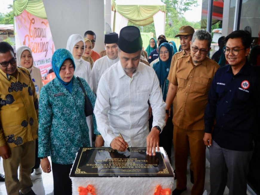 Bupati Kampar Resmikan Padang Eye Center Bangkinang