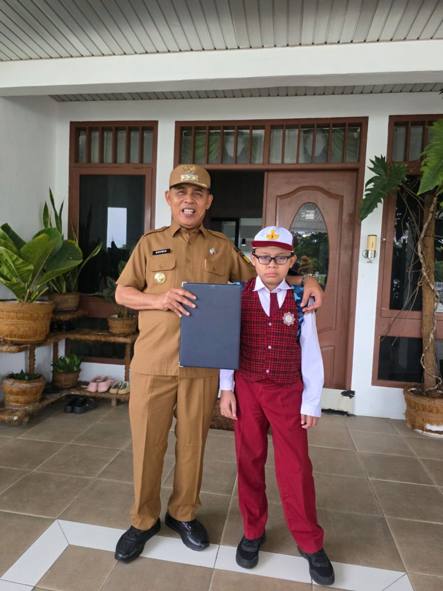 Pemkab Inhil Luncurkan Gerakan Ayah Ambil Rapor Anak, Perkuat Peran Orang Tua dalam Pendidikan