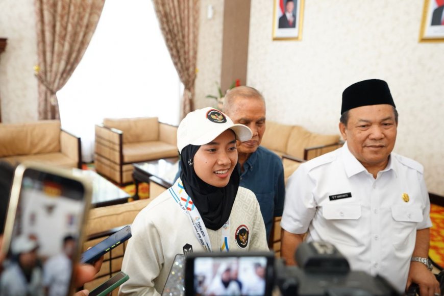 Puja Lestari Disambut Hangat di Pekanbaru, Plt Gubernur Riau : Nanti Diberi Bonus