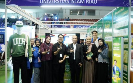 Dikunjungi Ribuan Siswa di Riau Edutech Summit 2026, UIR Dinobatkan sebagai Kampus Terfavorit