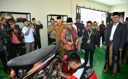Mendikdasmen Resmikan 59 Sekolah Hasil Revitalisasi di Majalengka, Dorong Pendidikan Bermutu dan Ekonomi Lokal