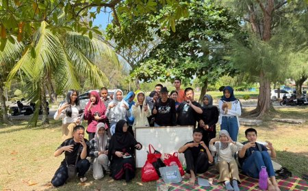 Dosen Polbeng Ajak Siswa SMAN 1 Bengkalis Belajar Bahasa Inggris Sambil Peduli Lingkungan