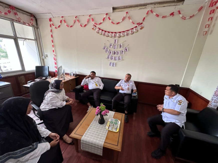 Perkuat Sinergi Digital dan Statistik, Diskominfotik Riau Terima Kunjungan Diskominfo Kampar