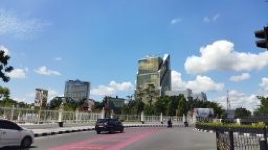 Cuaca Riau Relatif Cerah, BMKG Ingatkan Potensi Hujan Lokal Sore hingga Malam