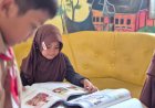 Ribuan Buku Disalurkan ke Sekolah Terdampak Banjir Solok