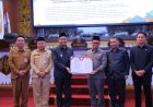 Paripurna DPRD Pekanbaru Bahas Investasi hingga Perubahan Struktur OPD, Wawako Markarius Anwar Hadir