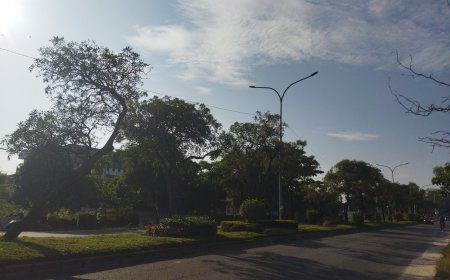 Cuaca Riau Akhir Pekan Tak Menentu, BMKG Ingatkan Potensi Hujan Disertai Petir