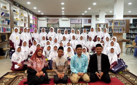 Rektor UMRI Terima Kunjungan Edukatif Santriwati Pondok Pesantren Modern Al Imtinan Putri Tembilahan
