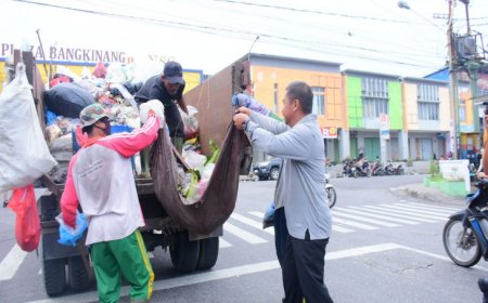 Tindak Lanjut Arahan Presiden di Sentul, Bupati Kampar Pimpin Gotong Royong Massal Gerakan Indonesia Asri