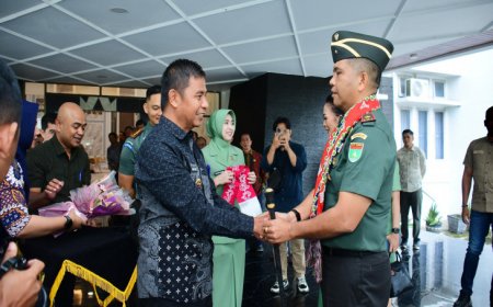 Awal Ramadan, Danrem 031/WB Kunker ke Kampar Disambut Bupati Ahmad Yuzar