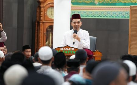 Subuh Berjamaah Bersama UAS di Siak, Bupati Afni Ajak Warga Maknai Ramadan