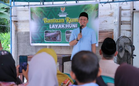 Wako Pekanbaru Salurkan 2 Rumah Layak Huni dari BAZNAS di Tenayan Raya