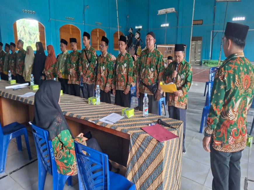 DPAC FKDT Tapung Hilir Resmi Dilantik, Perkuat Barisan Pendidikan Diniyah hingga Akar Rumput