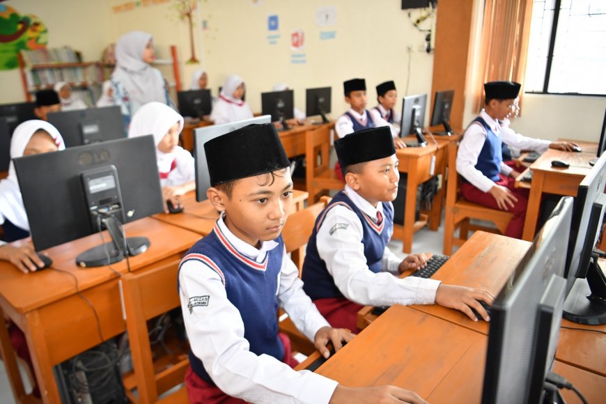 Antusiasme Tinggi! Lebih dari 8,5 Juta Murid Daftar Tes Kemampuan Akademik