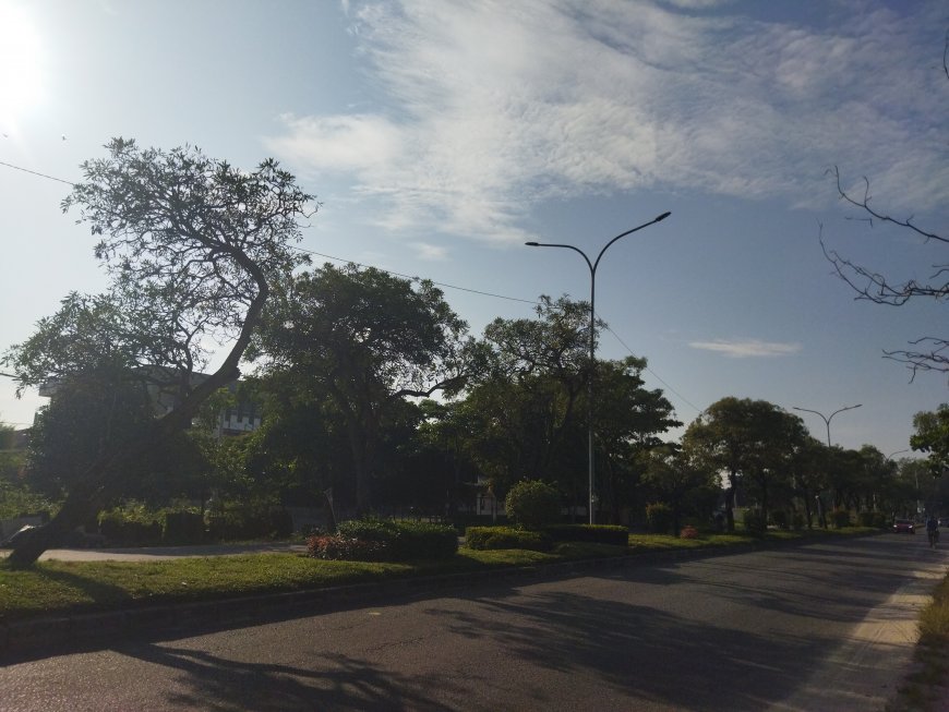 Cuaca Riau Akhir Pekan Tak Menentu, BMKG Ingatkan Potensi Hujan Disertai Petir