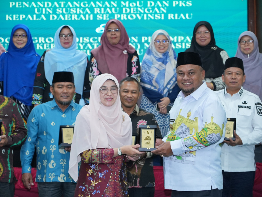 MoU UIN Suska Riau dan Kepala Daerah Se-Riau Diteken, KKN dan Fakultas Kedokteran Jadi Prioritas