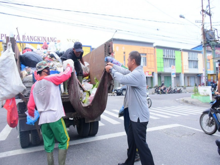 Tindak Lanjut Arahan Presiden di Sentul, Bupati Kampar Pimpin Gotong Royong Massal Gerakan Indonesia Asri
