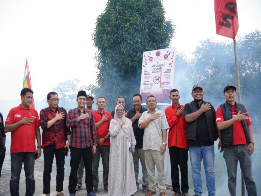 Wakil Bupati Kampar Pimpin Fogging dan Bakti Sosial di Desa Bukit Kratai