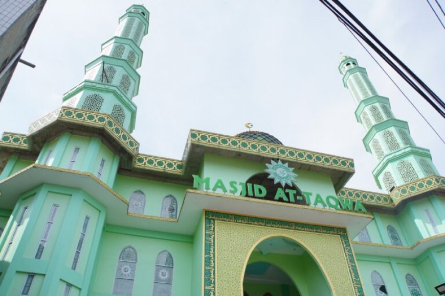 Muhammadiyah Tetapkan Puasa 18 Februari 2026, 60 Masjid di Riau Gelar Tarawih Malam Ini