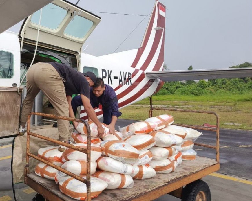 5 Ton Garam Disemai dari Udara, Riau Genjot Hujan Buatan Tekan Karhutla