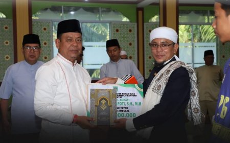 Safari Ramadan di Tambusai, Wabup Rohul Pastikan Bantuan Pondasi Menara Masjid Al-Mutaqin