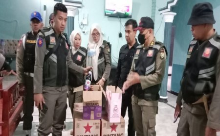 Operasi Satpol PP Kampar di Kedai Remang-remang Bangkinang, 92 Botol Miras Disita